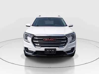 2023 GMC Terrain - Photo 2