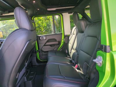 2026 Jeep Wrangler - Photo 16