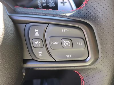2026 Jeep Wrangler - Photo 30