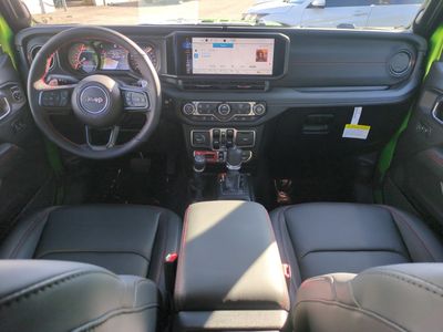 2026 Jeep Wrangler - Photo 17