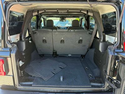 2026 Jeep Wrangler — photo 35 view