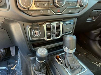 2026 Jeep Wrangler — photo 25 view