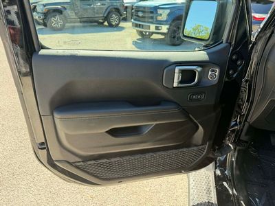 2026 Jeep Wrangler — photo 12 view