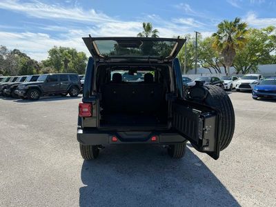 2026 Jeep Wrangler — photo 34 view