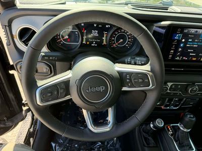 2026 Jeep Wrangler — photo 16 view
