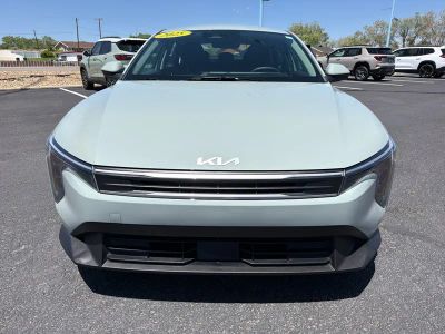 2025 Kia K4 — side profile view
