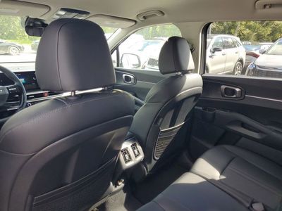 2026 Kia Sorento — photo 24 view
