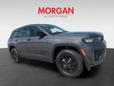 2026 Jeep Grand Cherokee - Photo 2