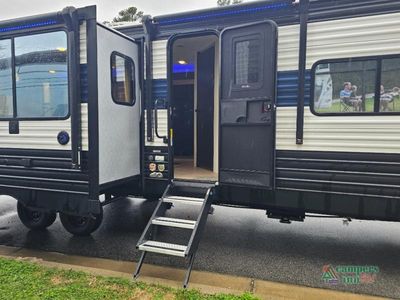 2026 Forest River RV Cherokee Wolf Den - Photo 5