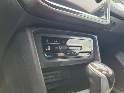 2022 Volkswagen Tiguan - Photo 22