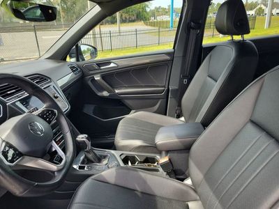 2022 Volkswagen Tiguan - Photo 13