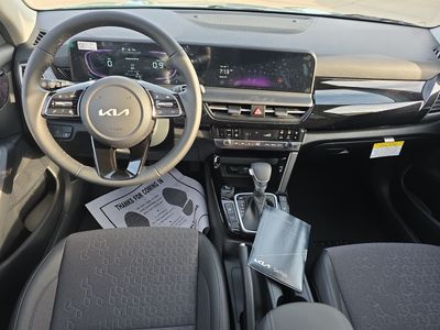 2026 Kia Seltos — photo 12 view