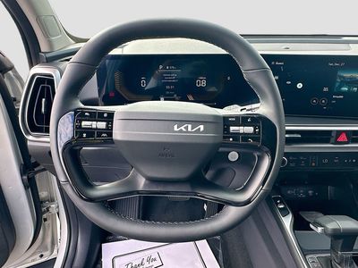 2026 Kia Sorento — photo 11 view