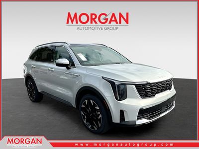 2026 Kia Sorento EX in White — front three-quarter view