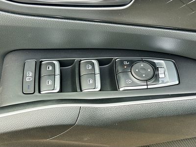 2026 Kia Sorento — photo 18 view