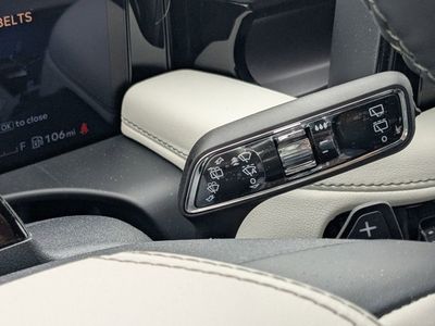 2026 Lincoln Aviator - Photo 25