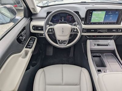 2026 Lincoln Aviator - Photo 14