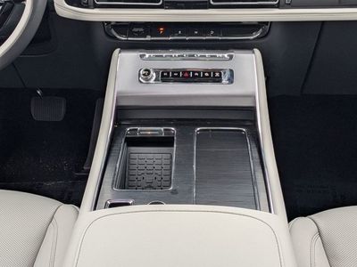 2026 Lincoln Aviator - Photo 17