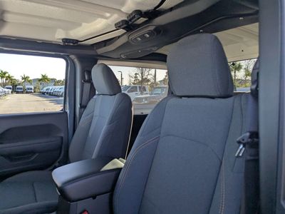 2026 Jeep Wrangler - Photo 9