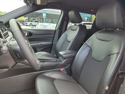 2022 Jeep Compass - Photo 16
