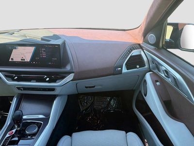 2025 BMW XM - Photo 19