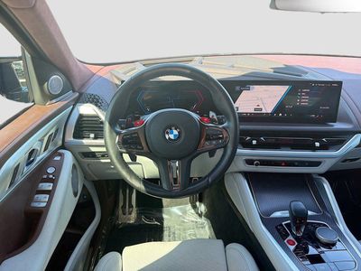 2025 BMW XM - Photo 18