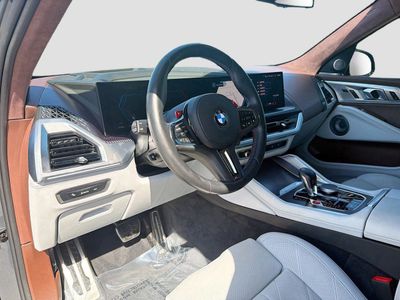 2025 BMW XM - Photo 27