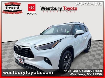 2023 Toyota Highlander - Photo 5