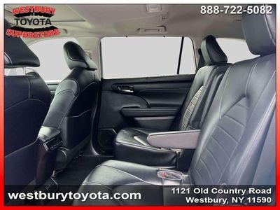 2023 Toyota Highlander - Photo 15