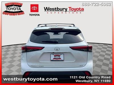 2023 Toyota Highlander - Photo 9