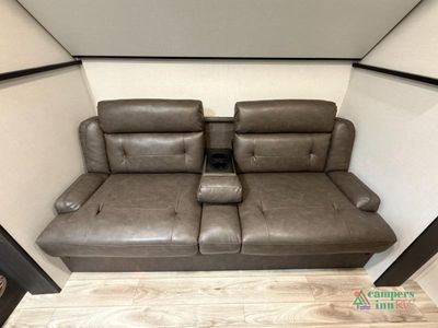 2026 Venture RV SportTrek - Photo 44