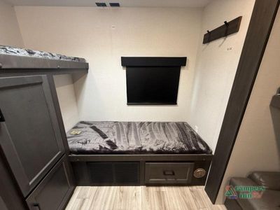 2026 Venture RV SportTrek - Photo 46