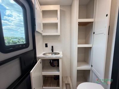 2026 Venture RV SportTrek - Photo 35