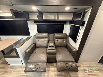 2026 Venture RV SportTrek - Photo 21