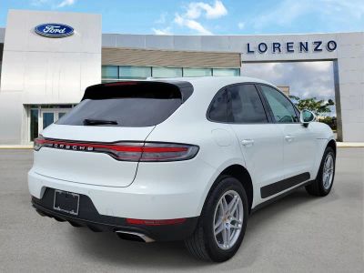 2021 Porsche Macan — detail view