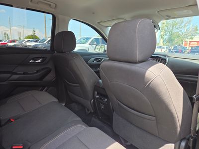 2021 Chevrolet Traverse - Photo 12