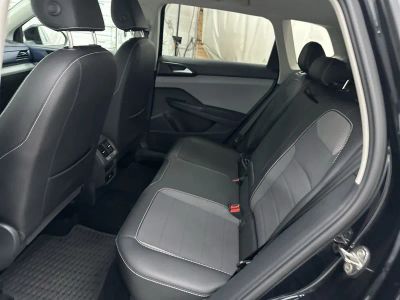 2022 Volkswagen Taos - Photo 24