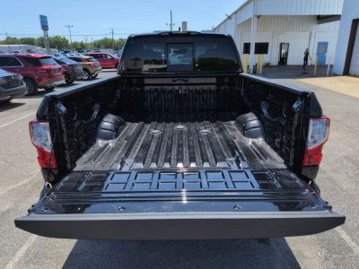 2024 Nissan Titan XD - Photo 26