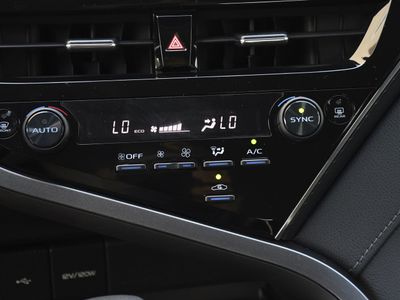 2023 Toyota Camry - Photo 14