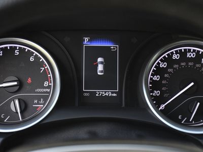 2023 Toyota Camry - Photo 10