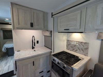 2024 Forest River Sunseeker - Photo 7