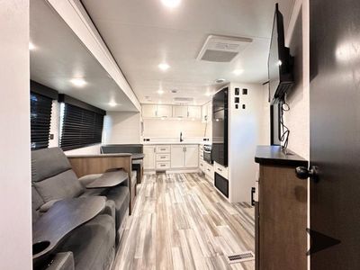 2025 Jayco Jay Flight SLX — photo 25 view
