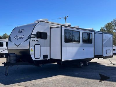 2025 Jayco Jay Flight SLX — photo 9 view