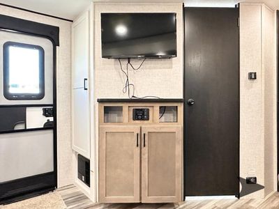 2025 Jayco Jay Flight SLX — photo 44 view