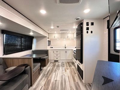 2025 Jayco Jay Flight SLX — photo 26 view