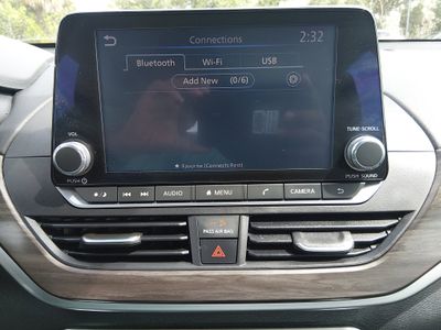 2024 Nissan Altima — photo 18 view