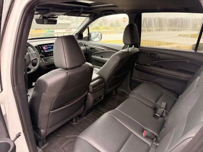 2025 Honda Passport - Photo 28