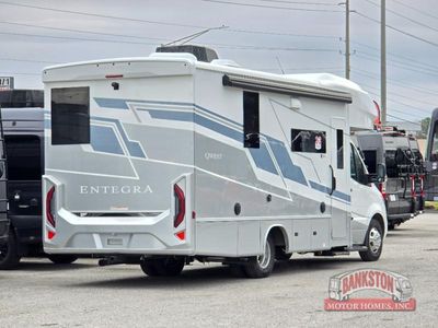 2026 Qwest 25L - Photo 5