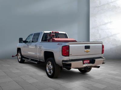 2016 Chevrolet Silverado 2500HD - Photo 4
