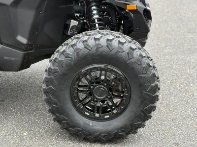 2026 Can-Am Maverick X3 X rs Turbo RR Triple Black_7.6 in. — photo 12 view